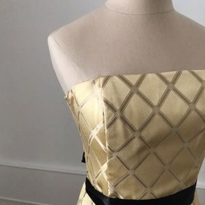 Beautiful strapless formal dress